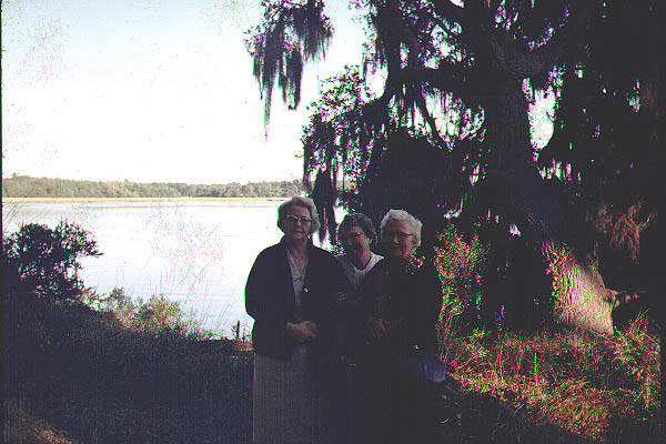 Granny_Lila_somebody1